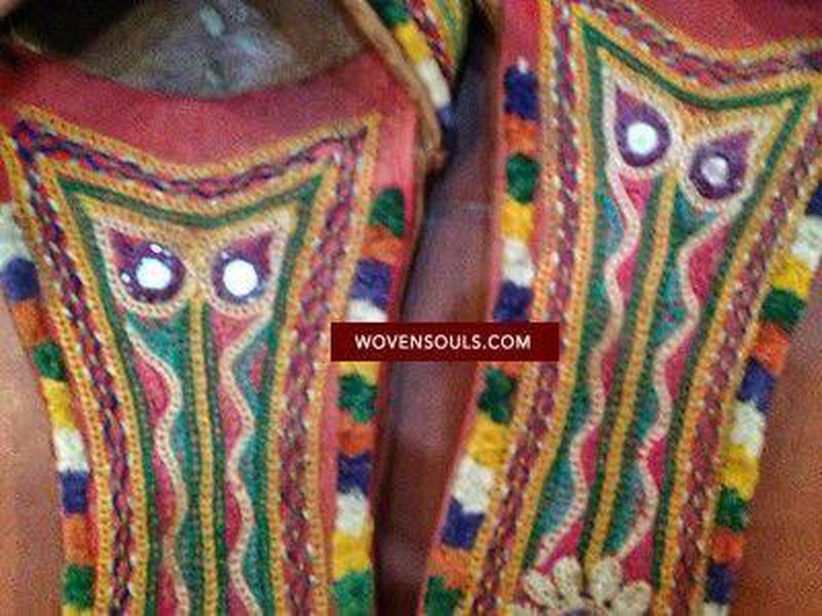 469 Vintage Tribal Mojri Slipper with Embroidery & Mirrorwork-WOVENSOULS-Antique-Vintage-Textiles-Art-Decor