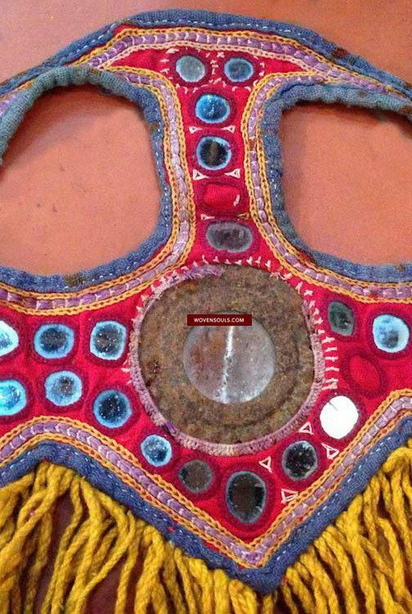 473 VENDUTO - Tessuto indiano ricamato vintage - Abito con testa di animale-WOVENSOULS-Arredamento artistico-tessile-vintage-antico
