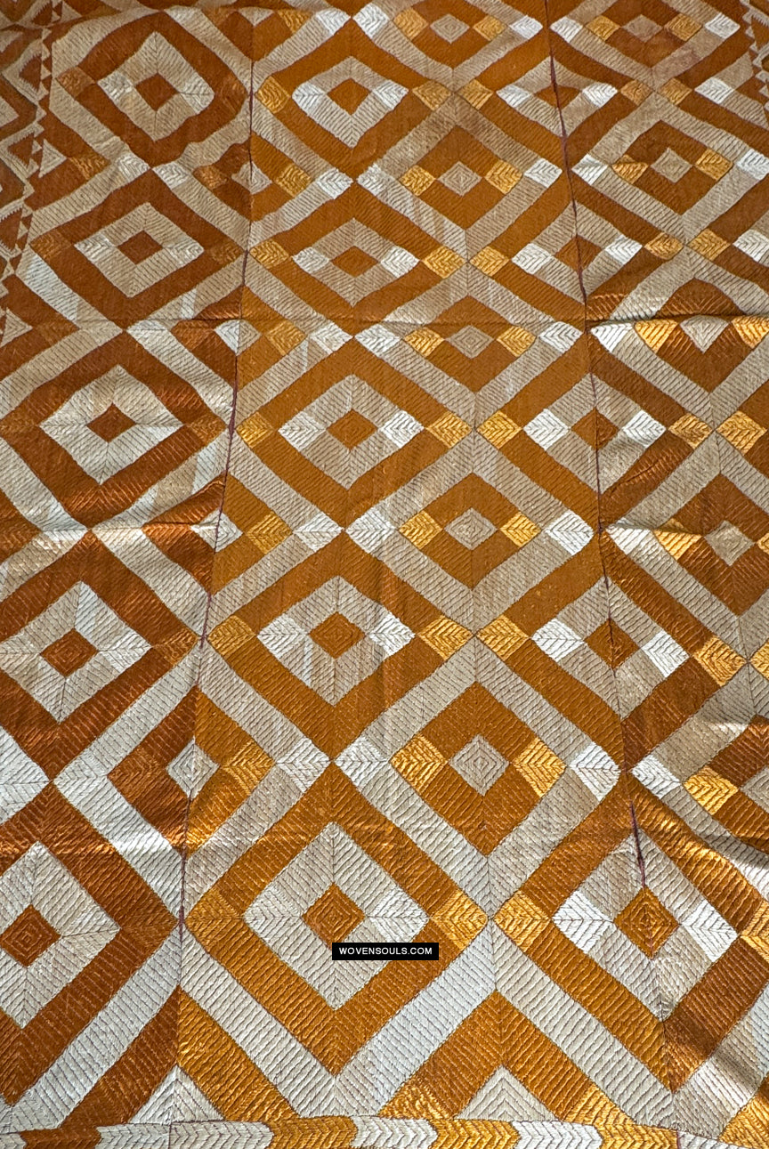 565-B Vintage Patanga Bagh Phulkari Indian Textile Art Embroidery SIlk