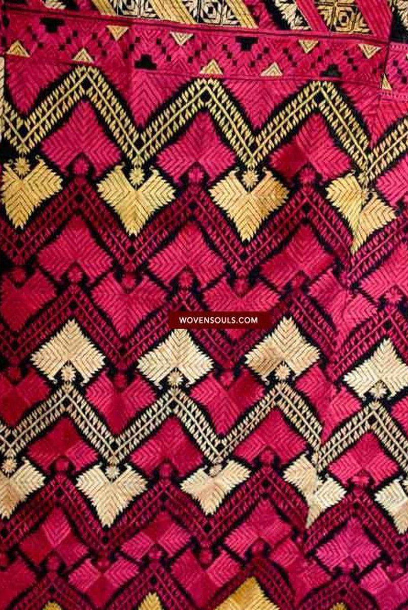 583 Broderie textile antique frappante de châle de la vallée de Swat-WOVENSOULS-Antique-Vintage-Textiles-Art-Décor