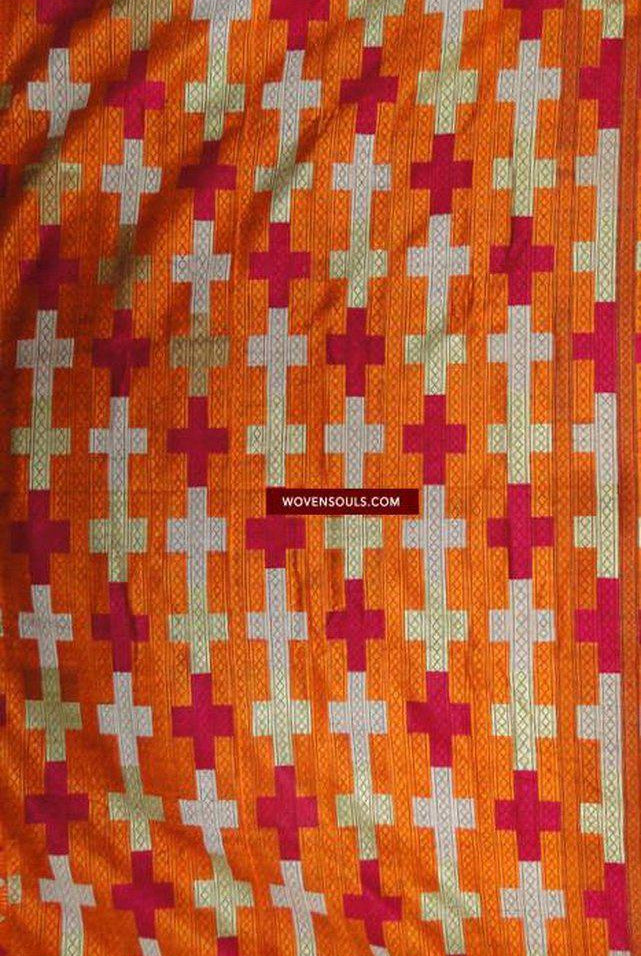 610 SOLD Old Phulkari Bagh Textile with Belan Motif-WOVENSOULS-Antique-Vintage-Textiles-Art-Decor