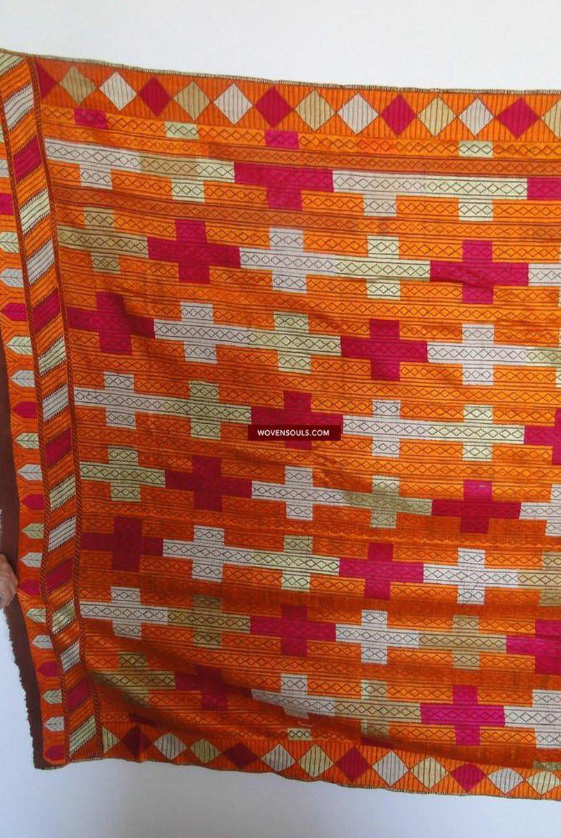 610 SOLD Old Phulkari Bagh Textile with Belan Motif-WOVENSOULS-Antique-Vintage-Textiles-Art-Decor