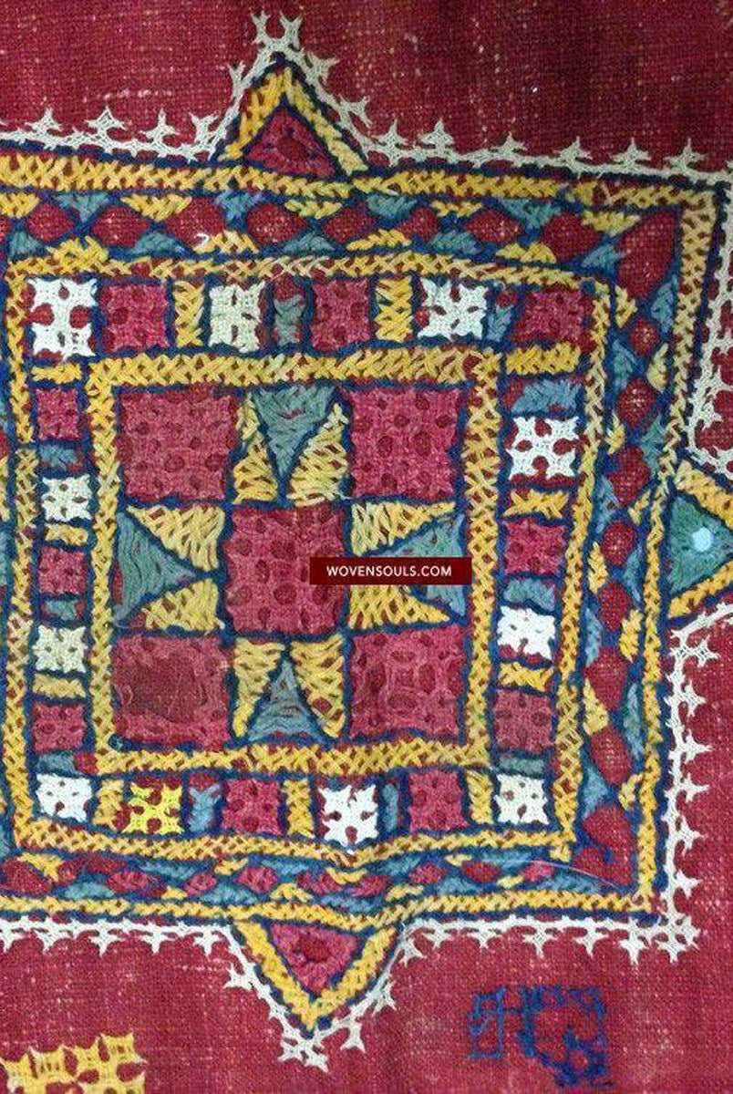 696 pièce carrée-WOVENSOULS-Antique-Vintage-Textiles-Art-Décor