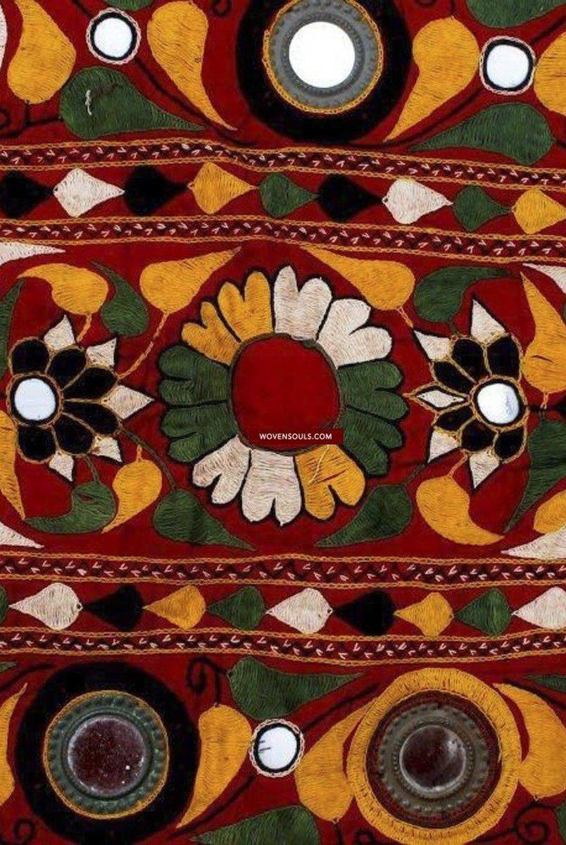 724 Vintage Dhaniyo - Textile Art Wall Decor-WOVENSOULS-Antique-Vintage-Textiles-Art-Decor