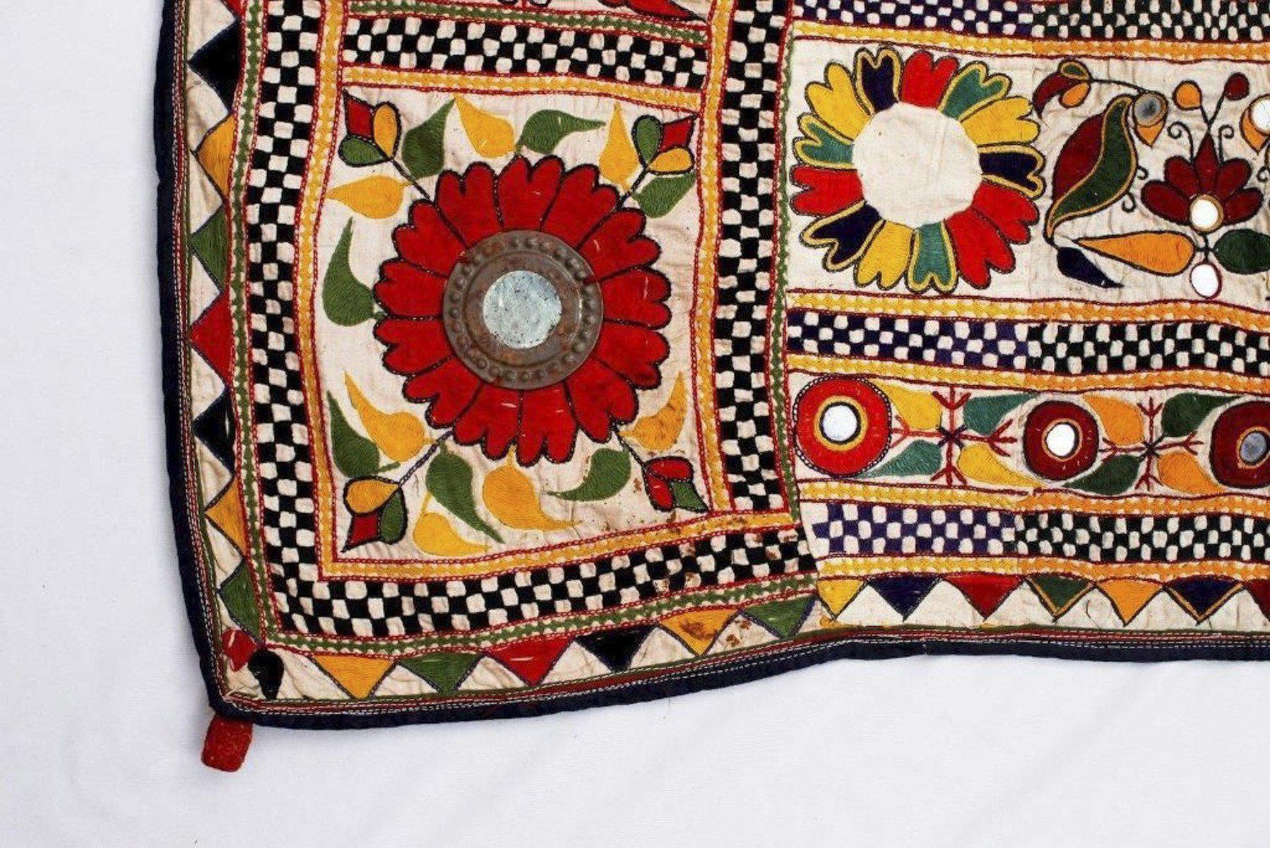 724 Vintage Dhaniyo - Textile Art Wall Decor-WOVENSOULS-Antique-Vintage-Textiles-Art-Decor