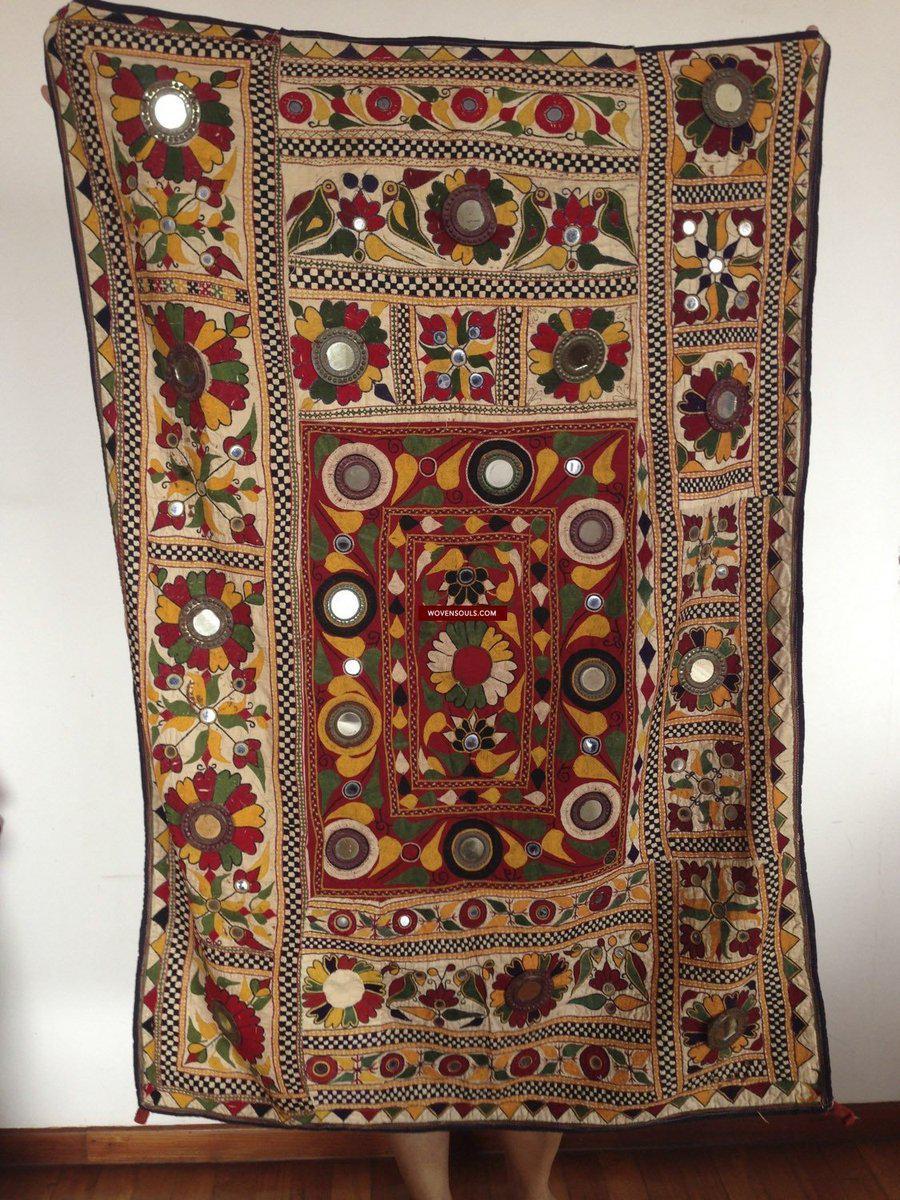724 Vintage Dhaniyo - Textile Art Wall Decor-WOVENSOULS-Antique-Vintage-Textiles-Art-Decor