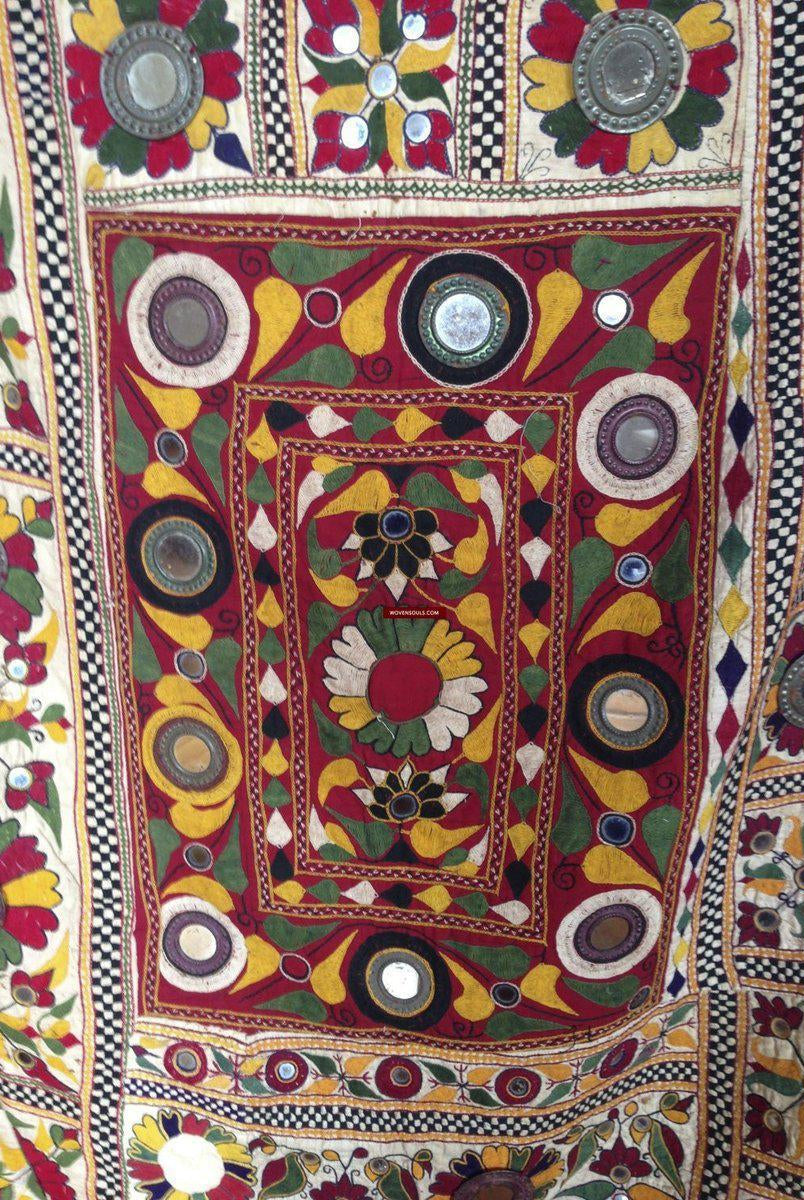 724 Vintage Dhaniyo - Textile Art Wall Decor-WOVENSOULS-Antique-Vintage-Textiles-Art-Decor