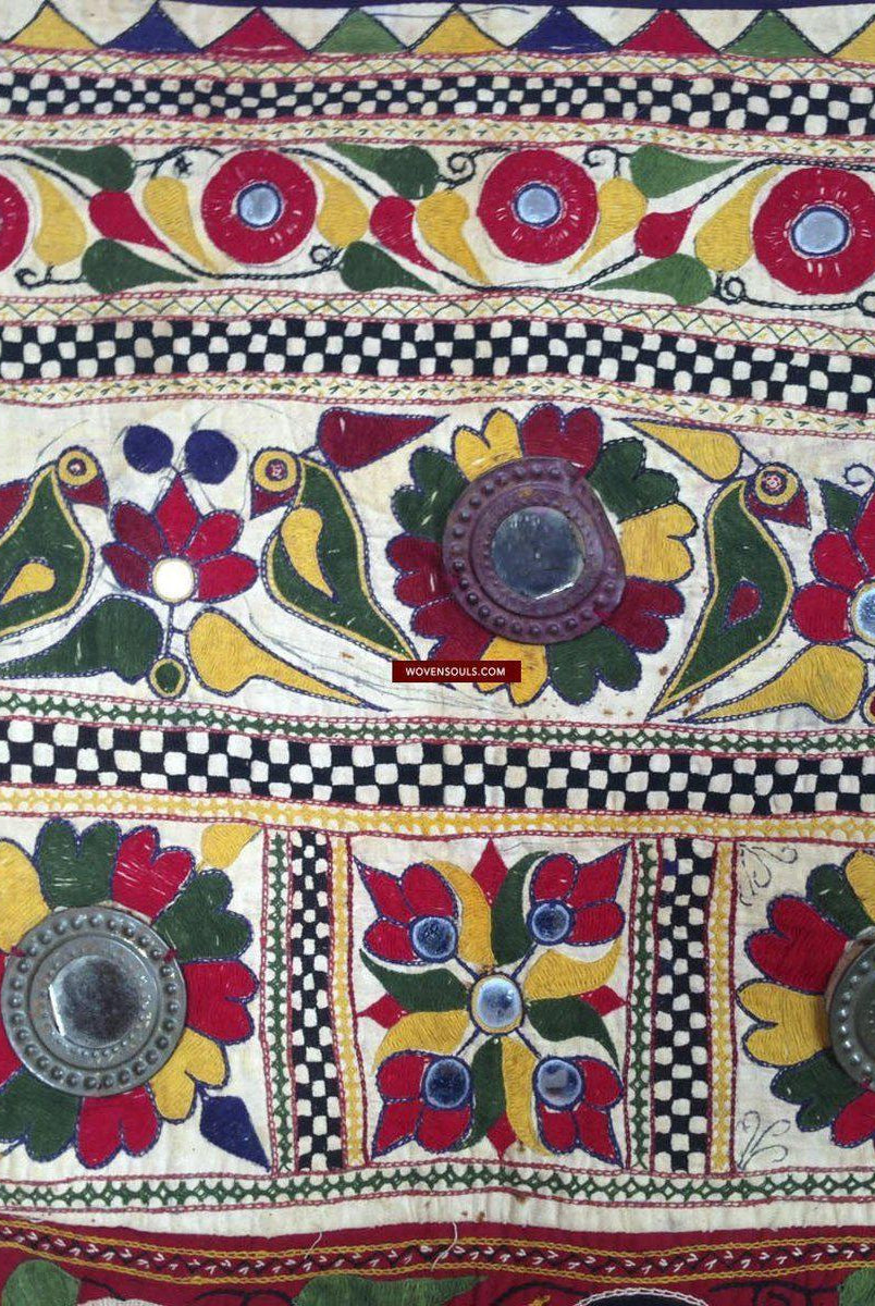 724 Vintage Dhaniyo - Textile Art Wall Decor-WOVENSOULS-Antique-Vintage-Textiles-Art-Decor