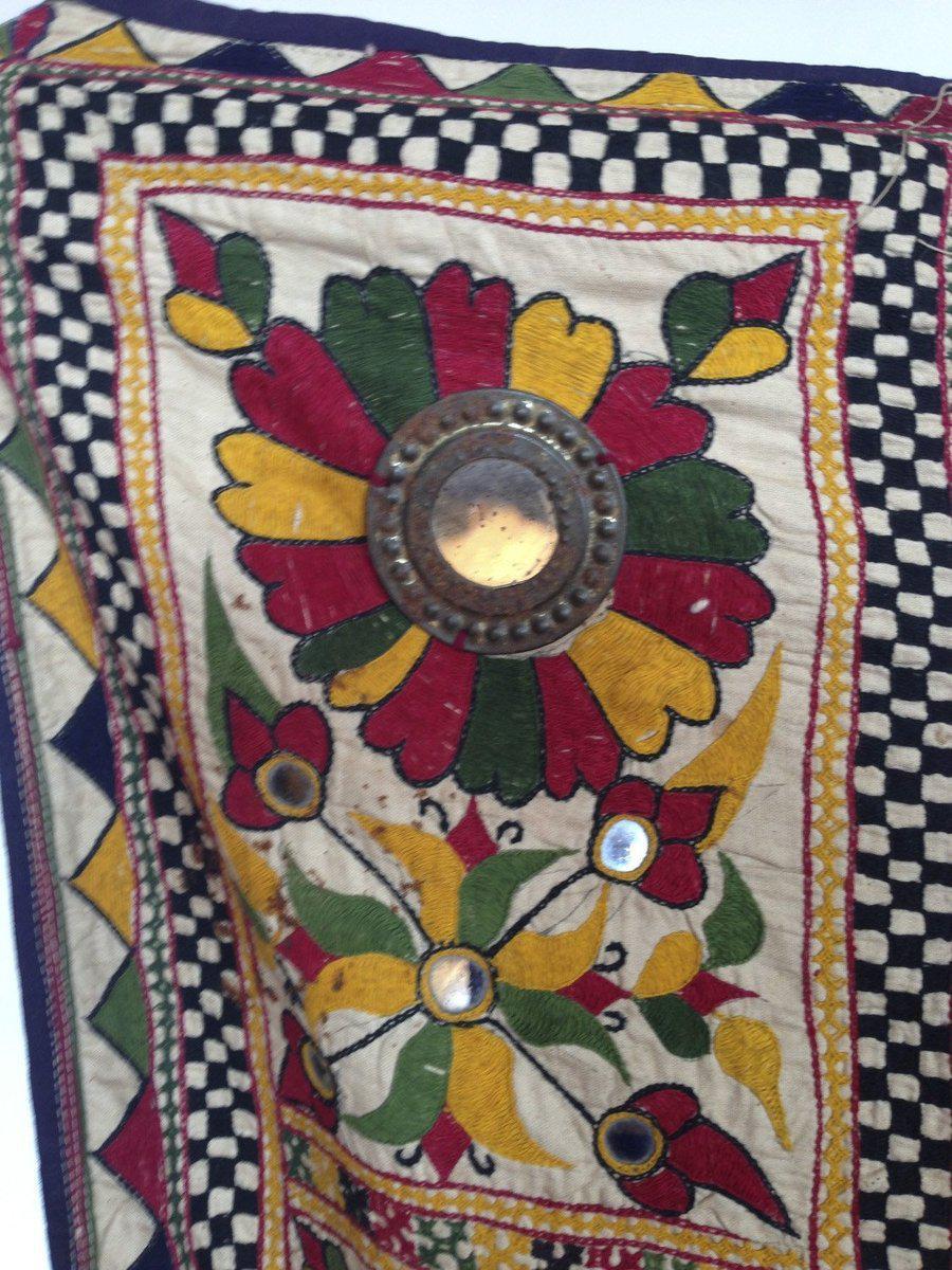 724 Vintage Dhaniyo - Textile Art Wall Decor-WOVENSOULS-Antique-Vintage-Textiles-Art-Decor