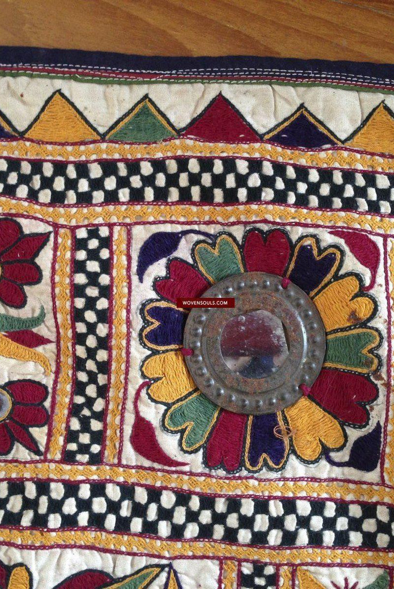 724 Vintage Dhaniyo - Textile Art Wall Decor-WOVENSOULS-Antique-Vintage-Textiles-Art-Decor