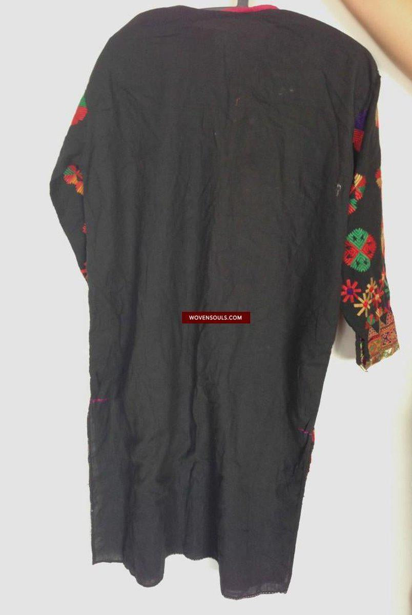 747 robe de mariée Kohistan vintage avec broderie superfine-WOVENSOULS-Antique-Vintage-Textiles-Art-Décor