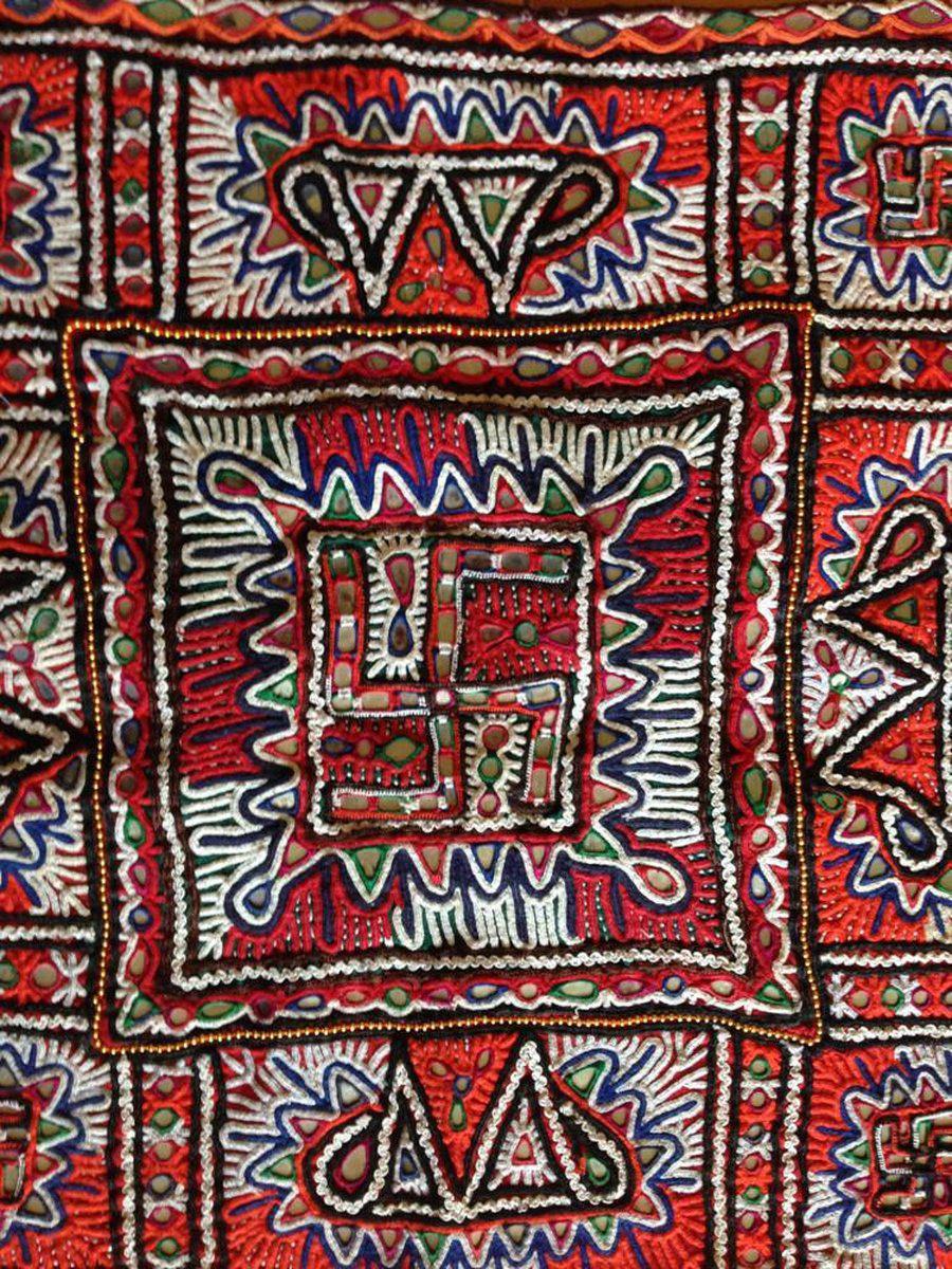 761 Single Kachi Rabari Chaakla-WOVENSOULS-Antique-Vintage-Textiles-Art-Decor