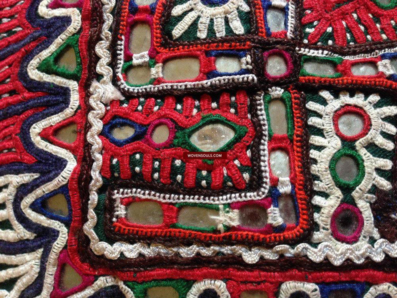 761 Single Kachi Rabari Chaakla-WOVENSOULS-Antique-Vintage-Textiles-Art-Decor