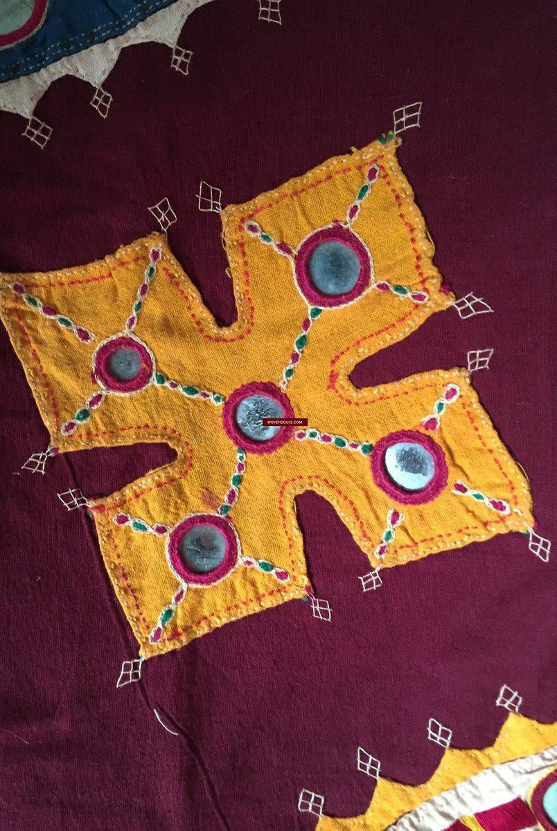 859 Banjara Odhana Shawl with Large-Mirrors-WOVENSOULS-Antique-Vintage-Textiles-Art-Decor