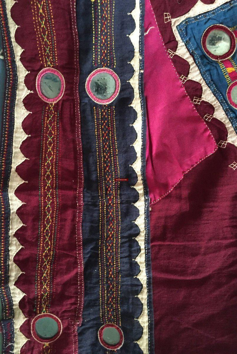859 Banjara Odhana Shawl with Large-Mirrors-WOVENSOULS-Antique-Vintage-Textiles-Art-Decor