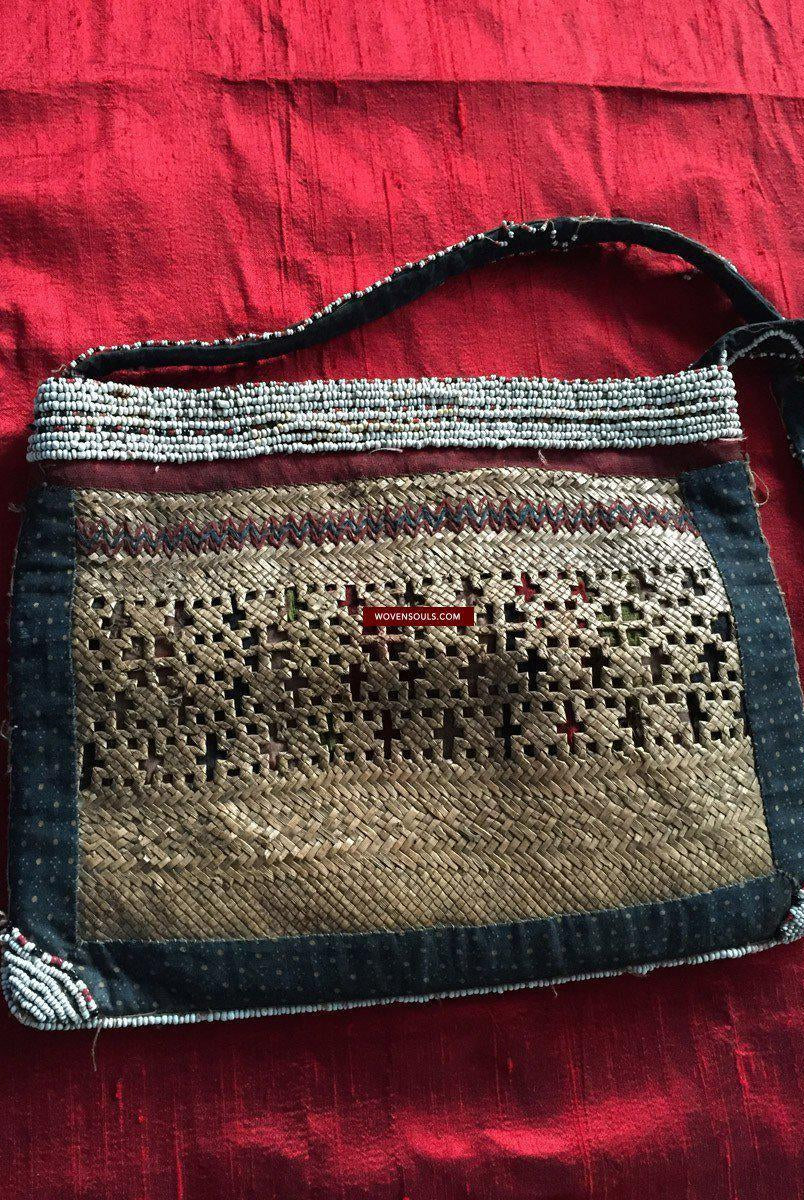 892 Sac emmêlé en rotin tissé Batak à perles antiques-WOVENSOULS-Antique-Vintage-Textiles-Art-Décor