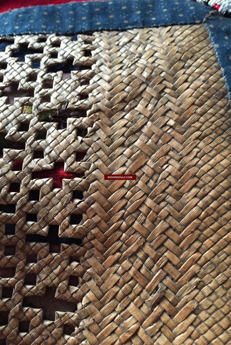 892 Sac emmêlé en rotin tissé Batak à perles antiques-WOVENSOULS-Antique-Vintage-Textiles-Art-Décor