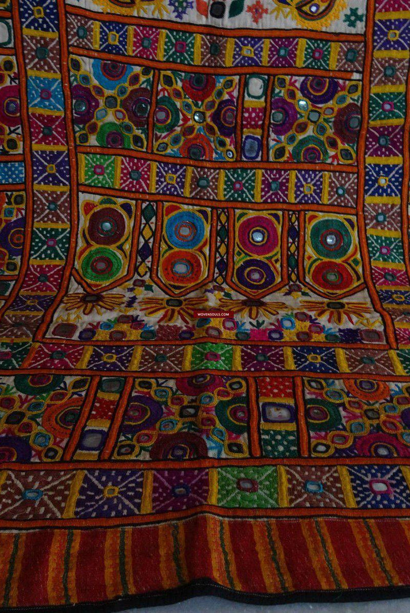 904 Vintage Dhaniyo Wall Decor Textile Kutch Gujarat-WOVENSOULS-Antique-Vintage-Textiles-Art-Decor