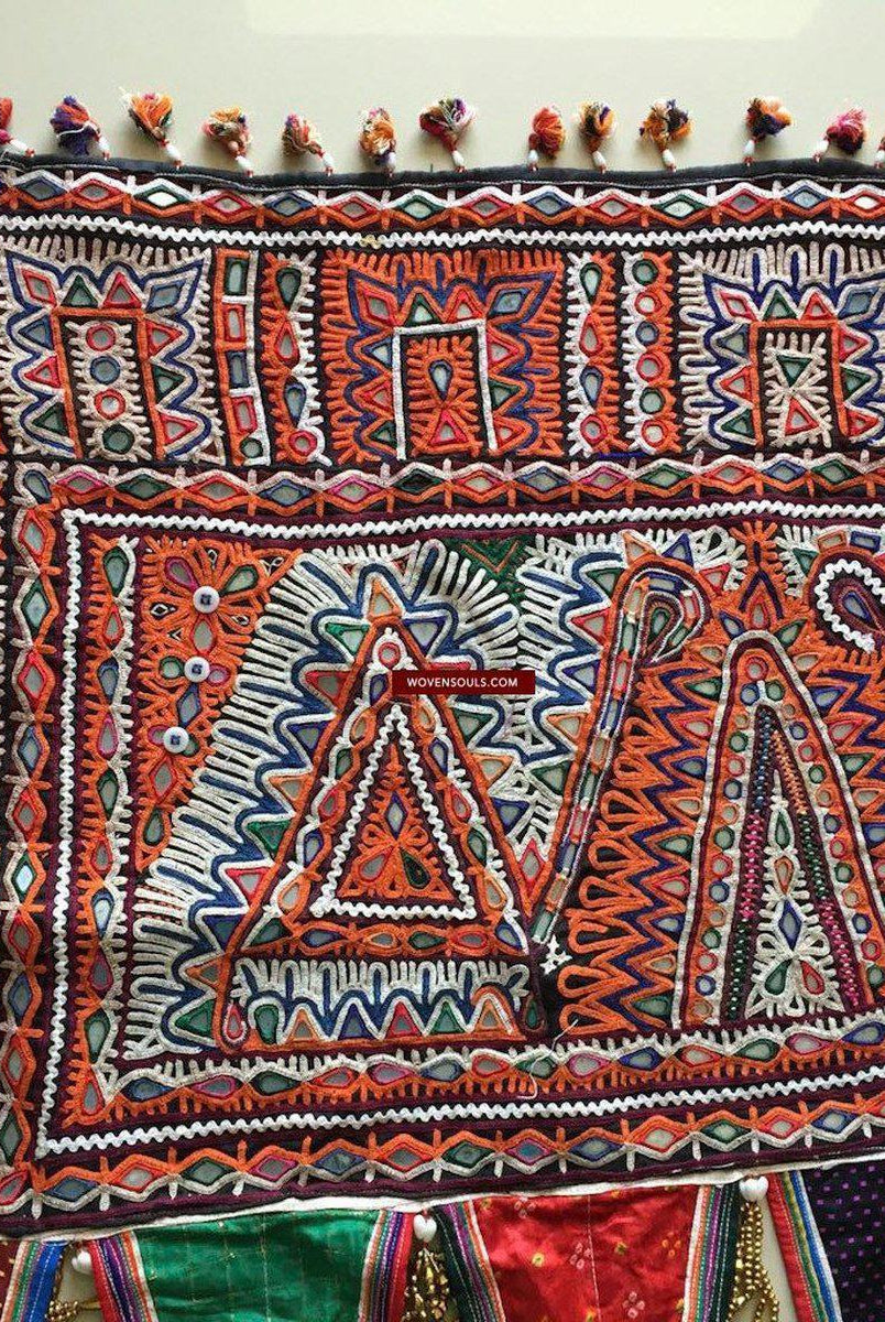935 Long Kutch Toran - Vintage Rabari Embroidery Wall Decor Textile Art Gujarat-WOVENSOULS-Antique-Vintage-Textiles-Art-Decor