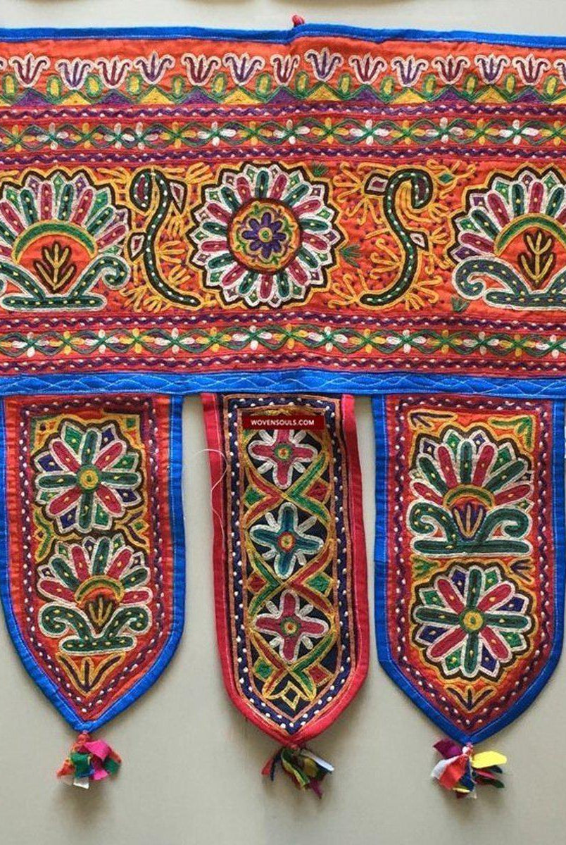 942 Vintage Embroidery - Door Decor Panel from Gujarat - Mochi Bharat Kaam-WOVENSOULS-Antique-Vintage-Textiles-Art-Decor