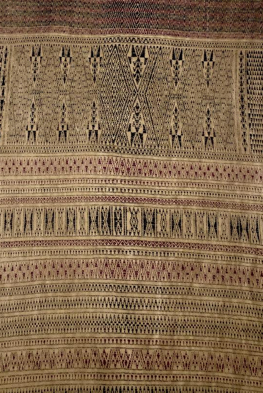 1032 Antique Batak Shaman Head Cloth - WOVENSOULS Antique Vintage Art Interior Decor