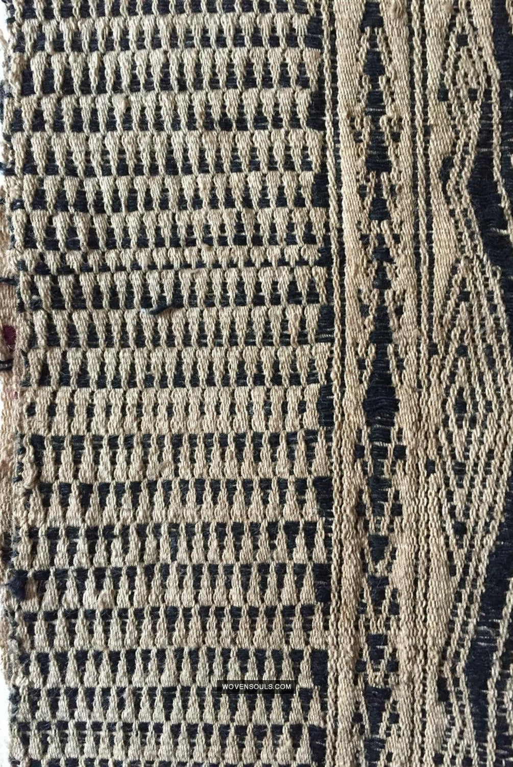 1032 Antique Batak Shaman Head Cloth - WOVENSOULS Antique Vintage Art Interior Decor