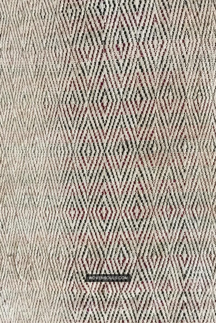 1032 Antique Batak Shaman Head Cloth - WOVENSOULS Antique Vintage Art Interior Decor
