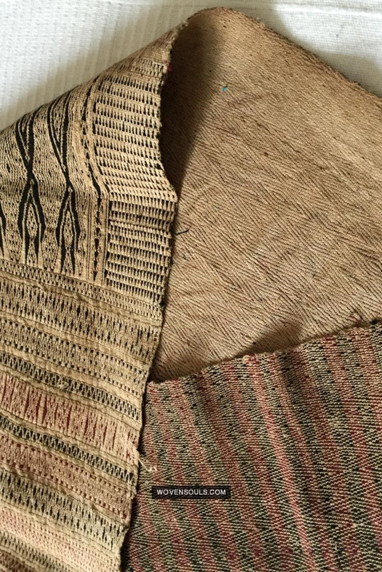 1032 Antique Batak Shaman Head Cloth - WOVENSOULS Antique Vintage Art Interior Decor