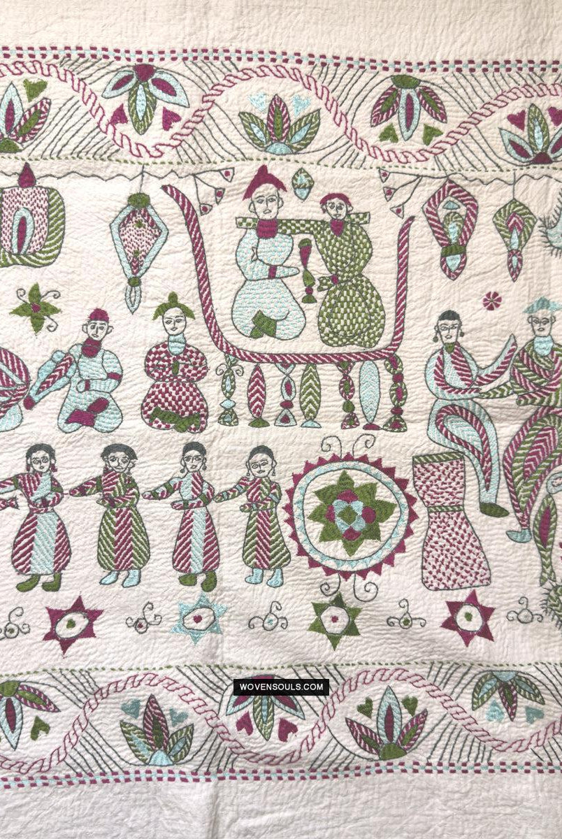 Vintage Figurative Bengal Nakshi Kantha - Courtesan Scene