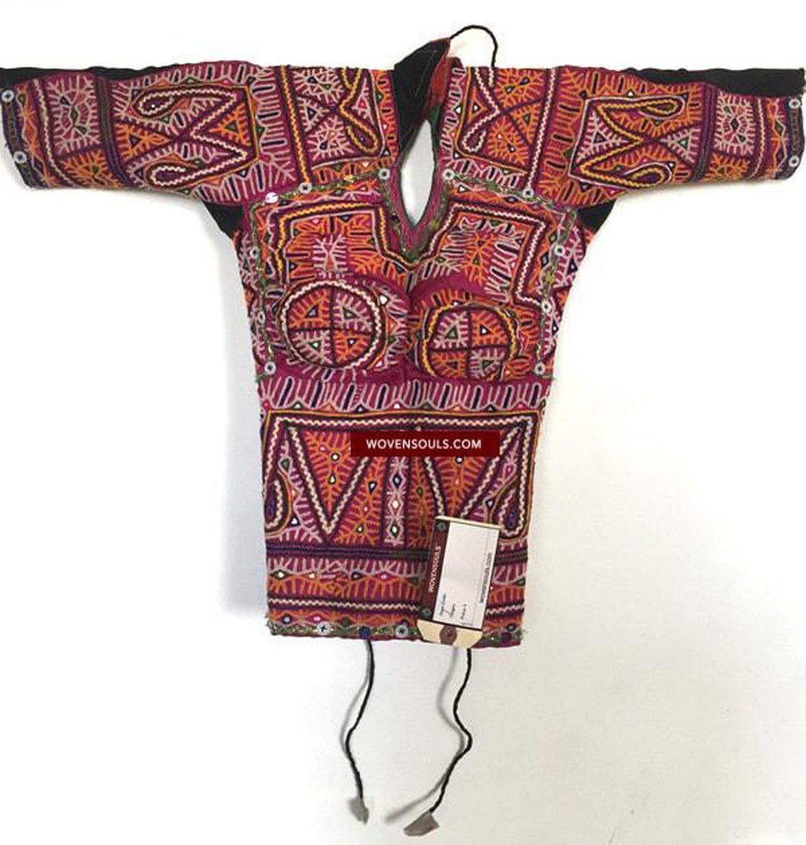 1003 Vintage Tribal Textile Costume - Blouse from Gujarat India-WOVENSOULS-Antique-Vintage-Textiles-Art-Decor