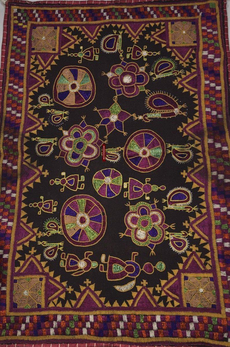 1020 Vintage Ghodiyu Cradle Cloth Hammock with Green Backing-WOVENSOULS-Antique-Vintage-Textiles-Art-Decor