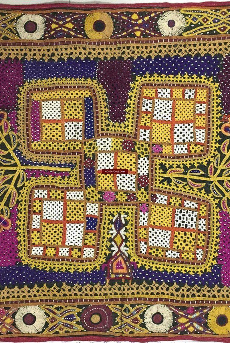 1021 SOLD Ghodiyu Cradle Cloth Hammock - Masterpiece from Gujarat-WOVENSOULS-Antique-Vintage-Textiles-Art-Decor