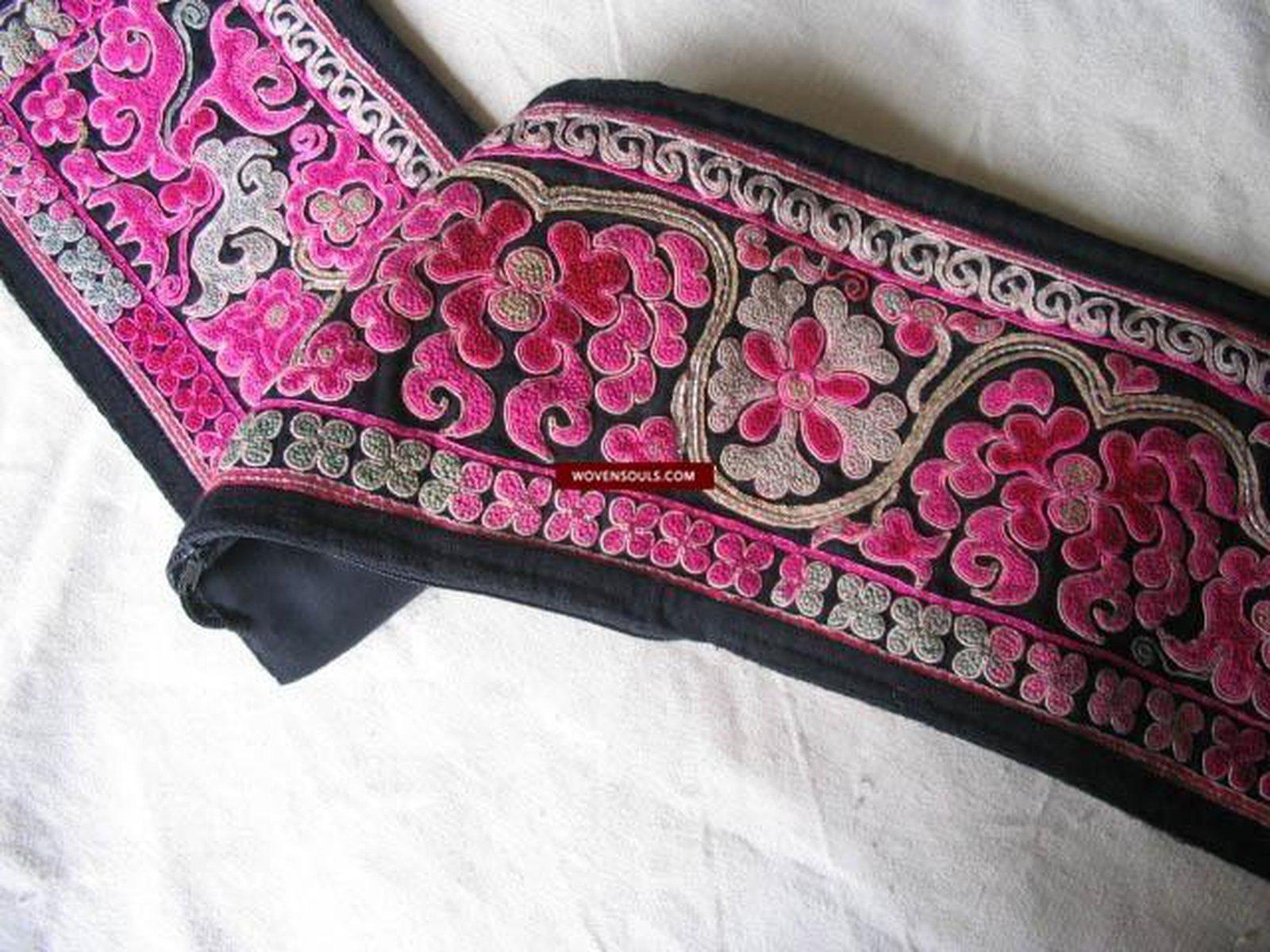 1026 Old Chinese Ethnic Minority Embroidery Belt-WOVENSOULS-Antique-Vintage-Textiles-Art-Decor