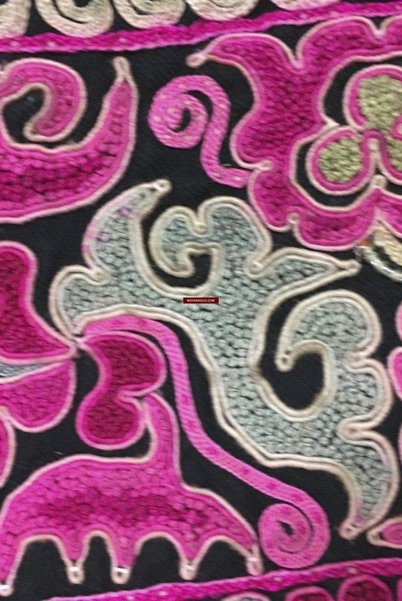 1026 Old Chinese Ethnic Minority Embroidery Belt-WOVENSOULS-Antique-Vintage-Textiles-Art-Decor