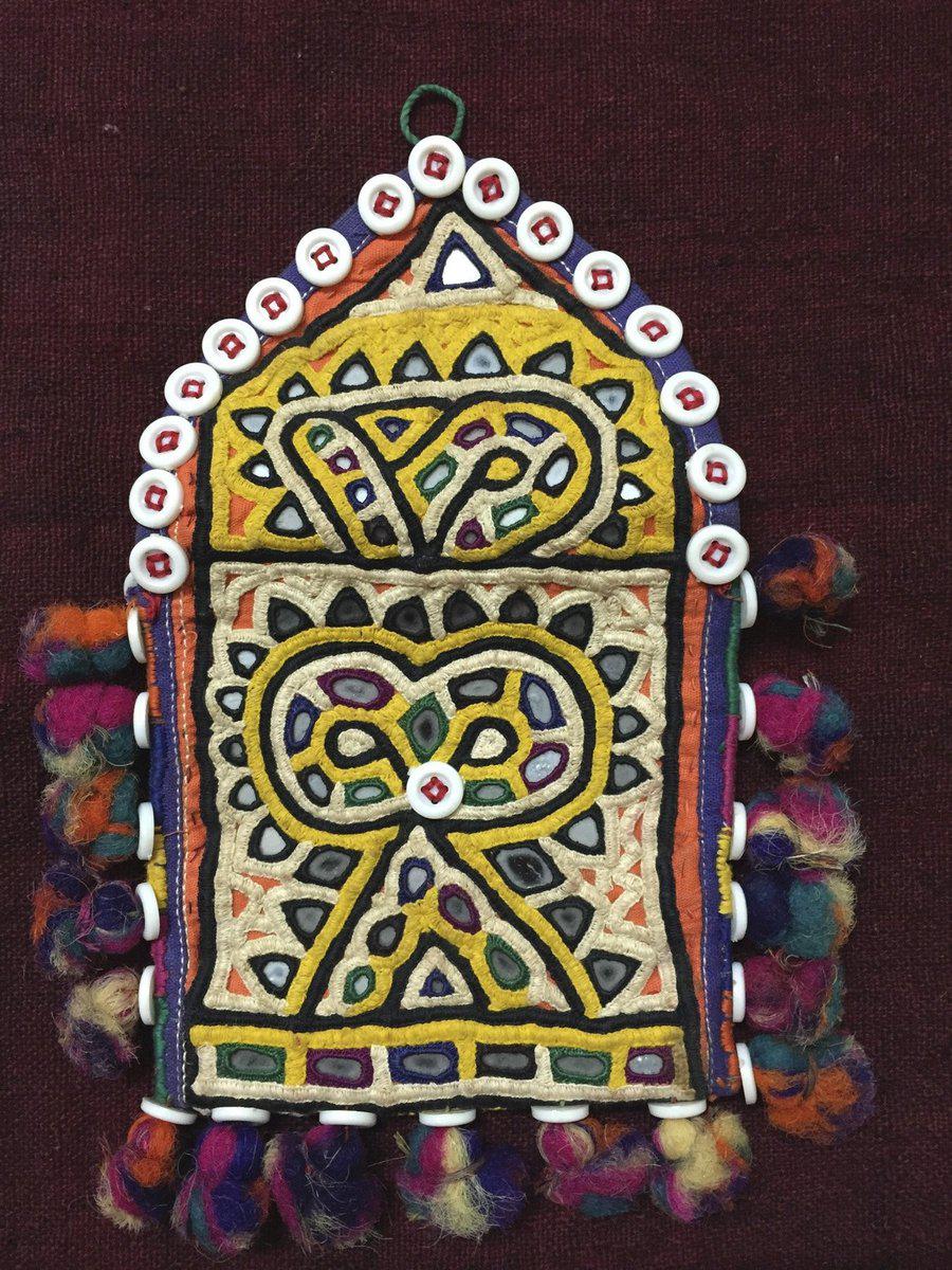 1028 Vintage Rabari Embroidered Purse Wallet Bag-WOVENSOULS-Antique-Vintage-Textiles-Art-Decor