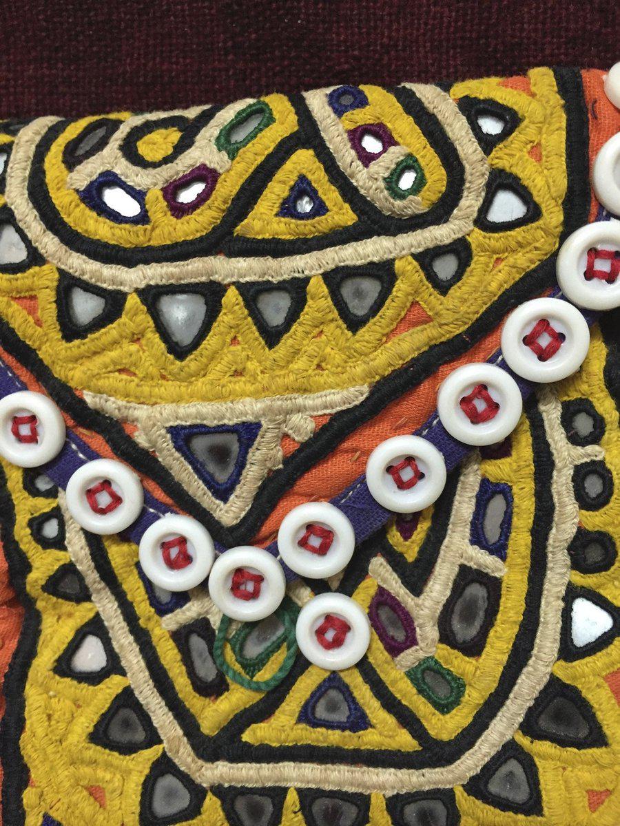 1028 Vintage Rabari Embroidered Purse Wallet Bag-WOVENSOULS-Antique-Vintage-Textiles-Art-Decor