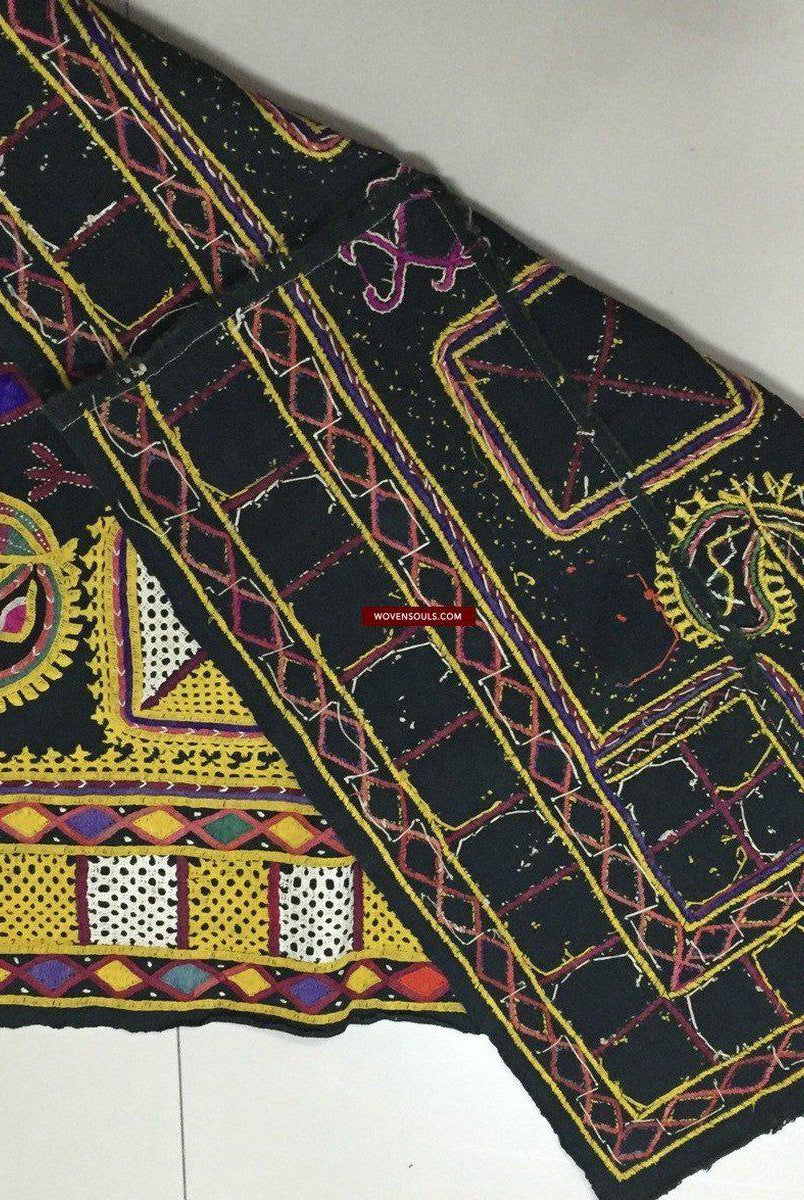 1030 chef-d’œuvre de broderie en tissu de berceau Ghodiyu vintage-WOVENSOULS-Antique-Vintage-Textiles-Art-Décor