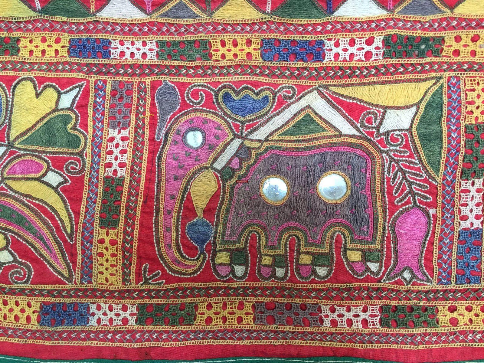 1040 Vintage Toran - Ceremonial Wall Banner Indian Textile Art - Gujarat-WOVENSOULS-Antique-Vintage-Textiles-Art-Decor