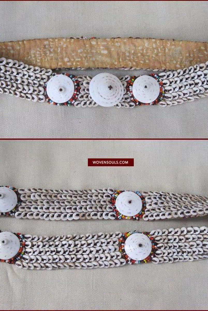 1098 Ceinture de ceinture Maloh antique avec cauris et perles-WOVENSOULS-Antique-Vintage-Textiles-Art-Décor