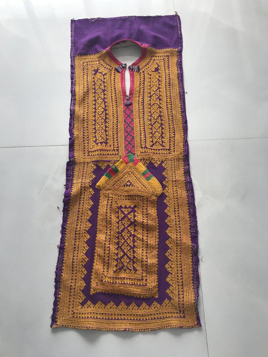 1103 SOLD Vintage Sindh Tunic Fragment with Superb Embroidery-WOVENSOULS-Antique-Vintage-Textiles-Art-Decor