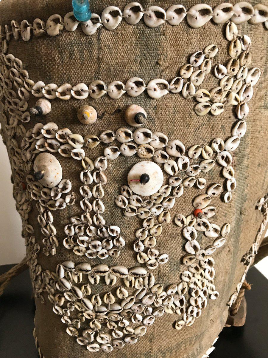 1113 Rare Antique Dayak Borneo Baby Carrier With Sea Shells-WOVENSOULS-Antique-Vintage-Textiles-Art-Decor