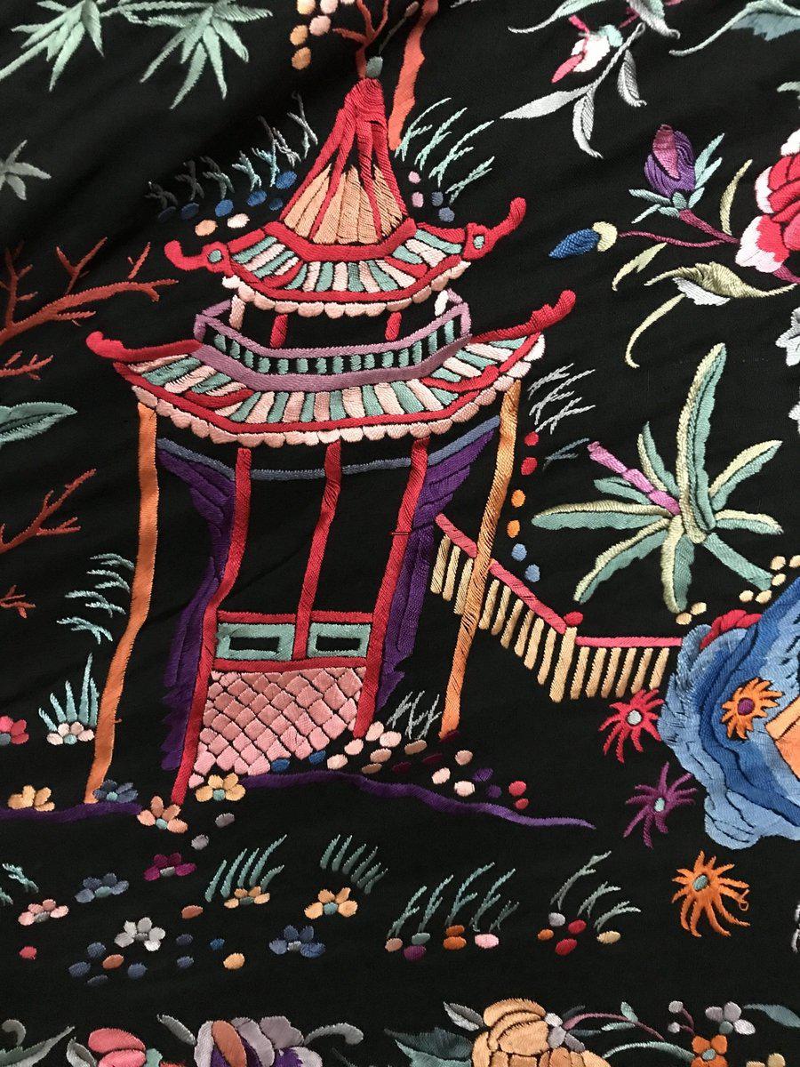 1145 Ricamo bifacciale antico Manila Manton - Ricamo cantonese-WOVENSOULS-Arredamento artistico-tessile-vintage-antico