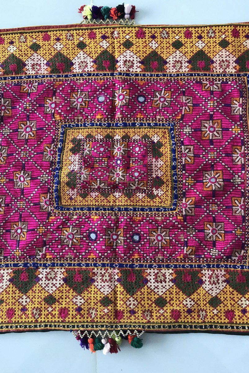 1153 VENDU Rare taie d’oreiller Sindh de qualité musée - années 1940-1950-WOVENSOULS-Antique-Vintage-Textiles-Art-Décor