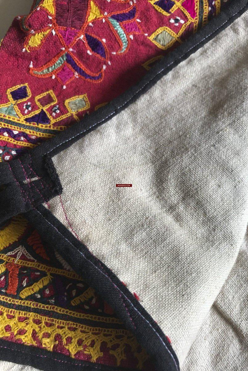 1174 Vintage Ghodiyu berceau tissu broderie indien Textile Art-WOVENSOULS-Antique-Vintage-Textiles-Art-Décor