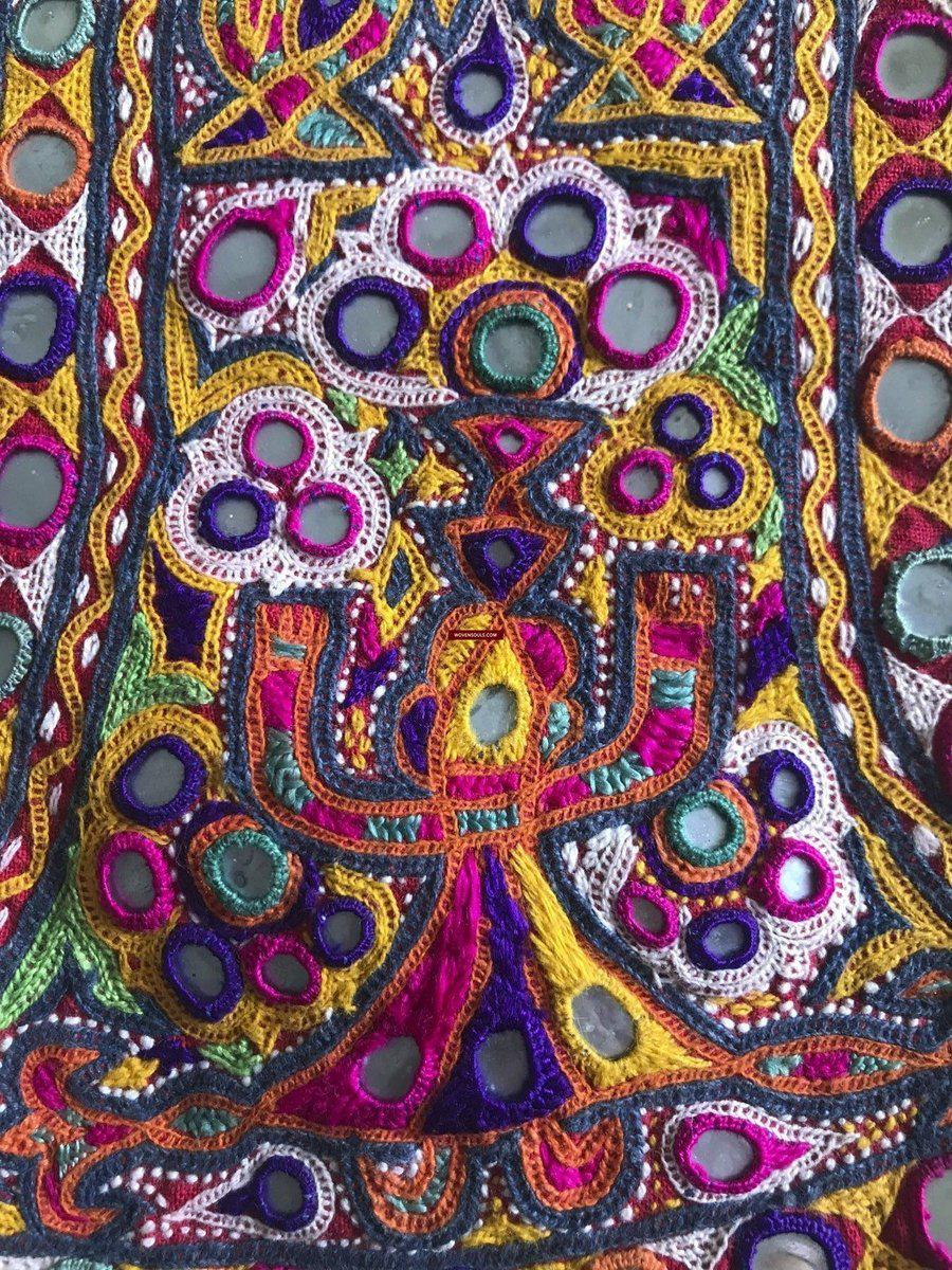 1197 Small Vintage Purse with Ahir Embroidery-WOVENSOULS-Antique-Vintage-Textiles-Art-Decor