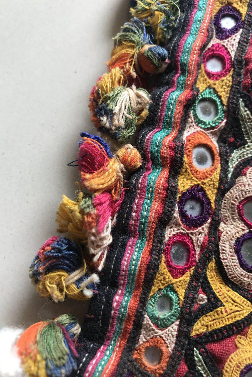 1199 Petit sac à main vintage avec broderie Ahir-WOVENSOULS-Antique-Vintage-Textiles-Art-Décor