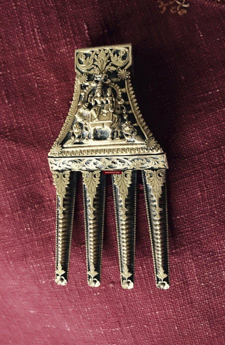 1256 - Old Gold Chettiar Wedding Thali Jewelry - Tamil Nadu-WOVENSOULS-Antique-Vintage-Textiles-Art-Decor