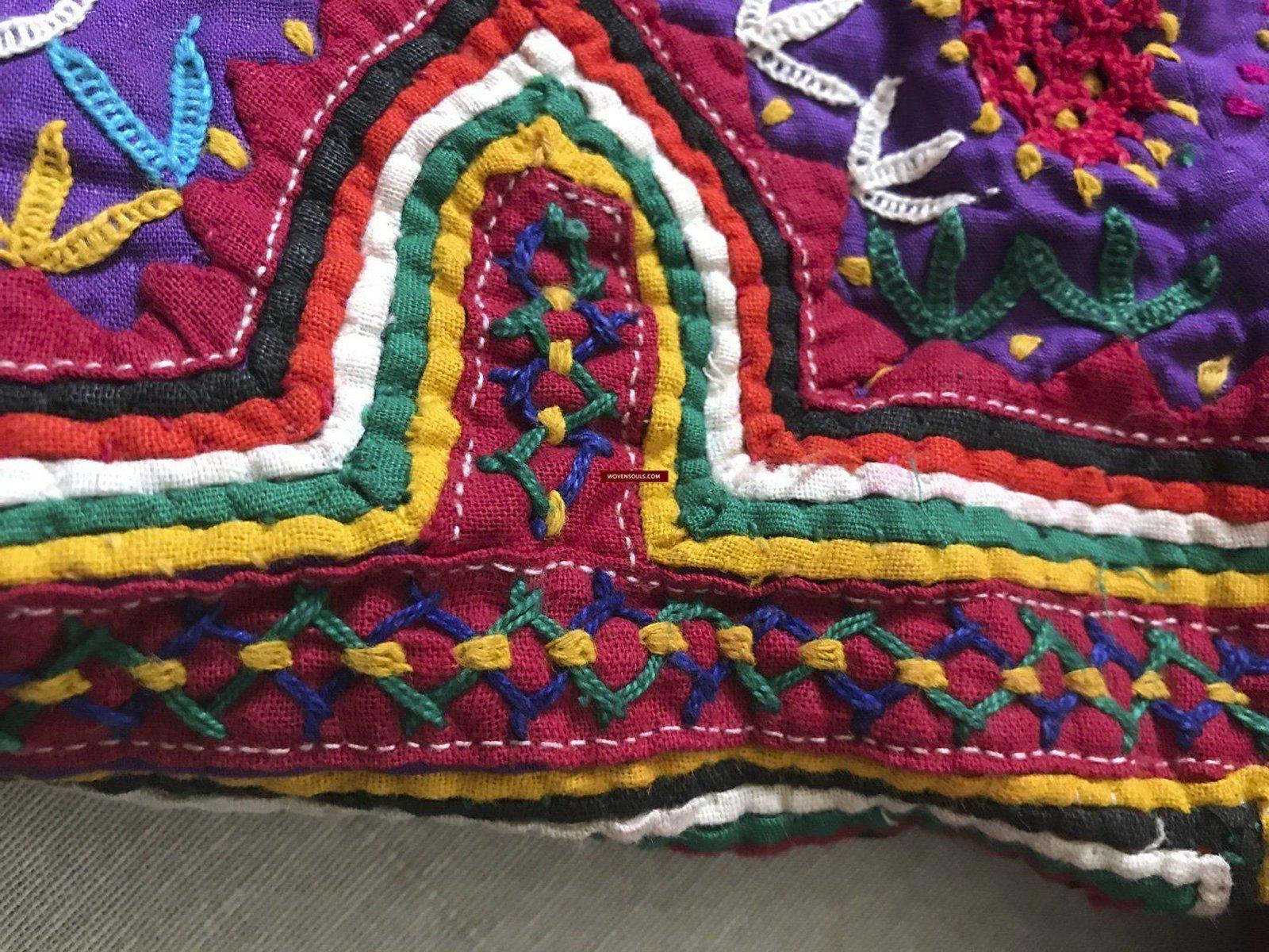 1265 Vintage Choli Blouse with Embroidery-WOVENSOULS-Antique-Vintage-Textiles-Art-Decor