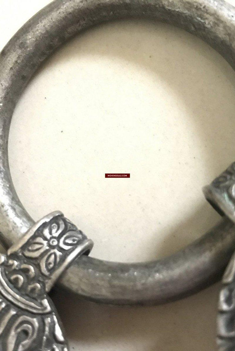 1283 VERKAUFT Antiker Bhutan-Gürtel mit Metallornamenten – Museumsqualität –WOVENSOULS-Antike-Vintage-Textilien-Kunst-Dekor
