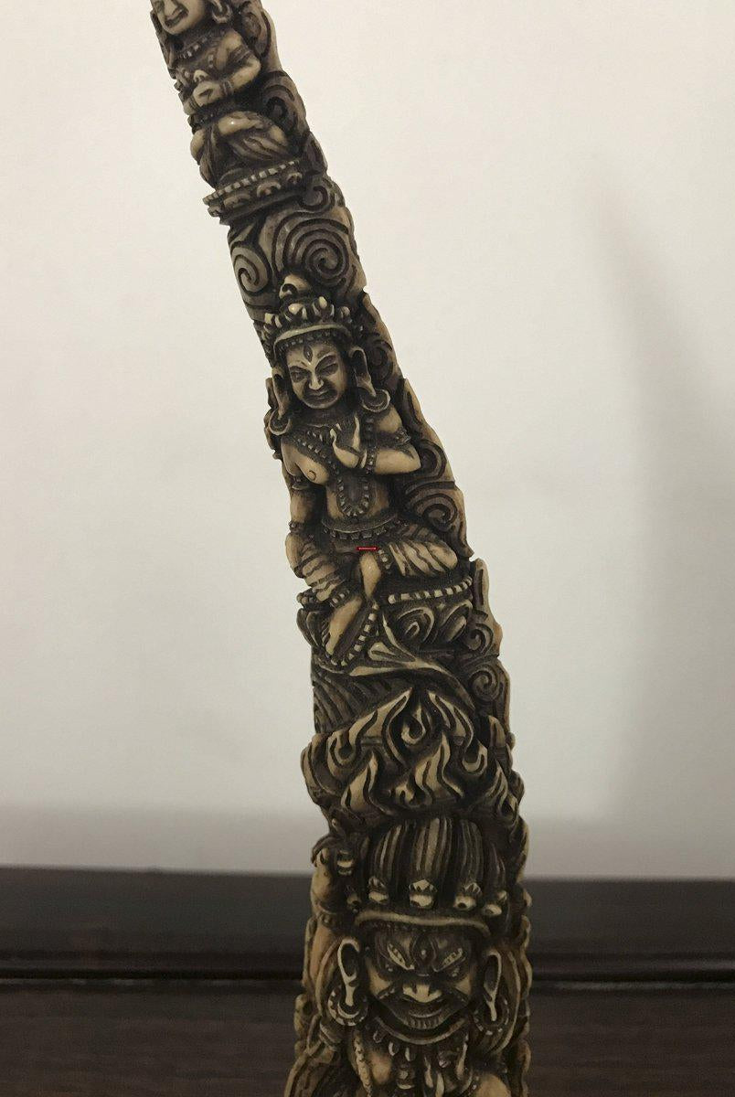 1309 Paar antike tantrische buddhistische Hornschnitzereien aus dem 19. Jahrhundert-WOVENSOULS-Antike-Vintage-Textilien-Kunst-Dekor